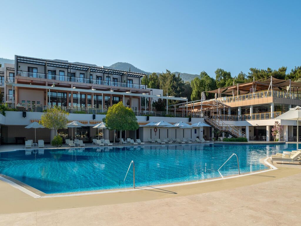 DoubleTree By Hilton Bodrum Işıl Club Resort