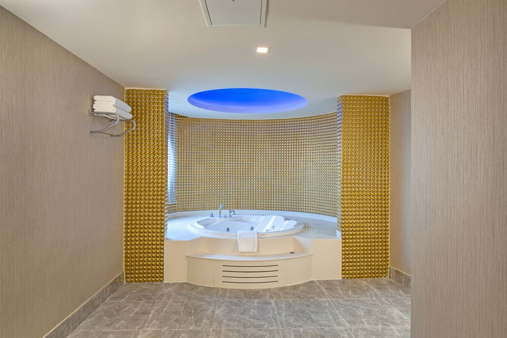 Royal Seginus Hotel