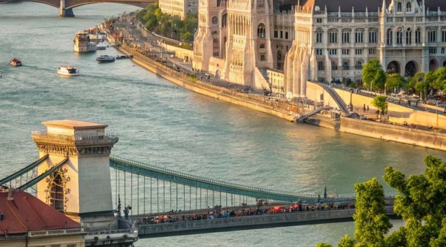 BUDAPEŞTE & VİYANA & PRAG Türk Hava Yolları ile 7 Gece